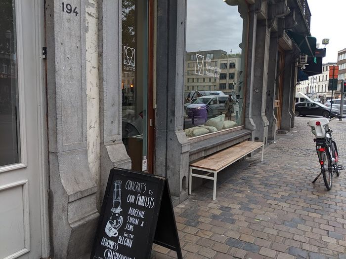 MOK: Brussels Best Coffee Shop & Roastery